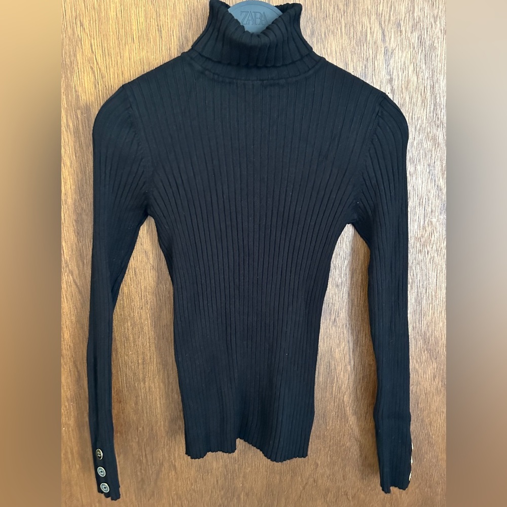 Ellen Tracy ribbed turtleneck sweater